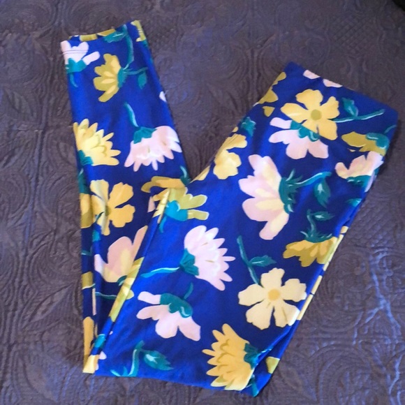 LuLaRoe Pants - LuLaRoe one size leggings